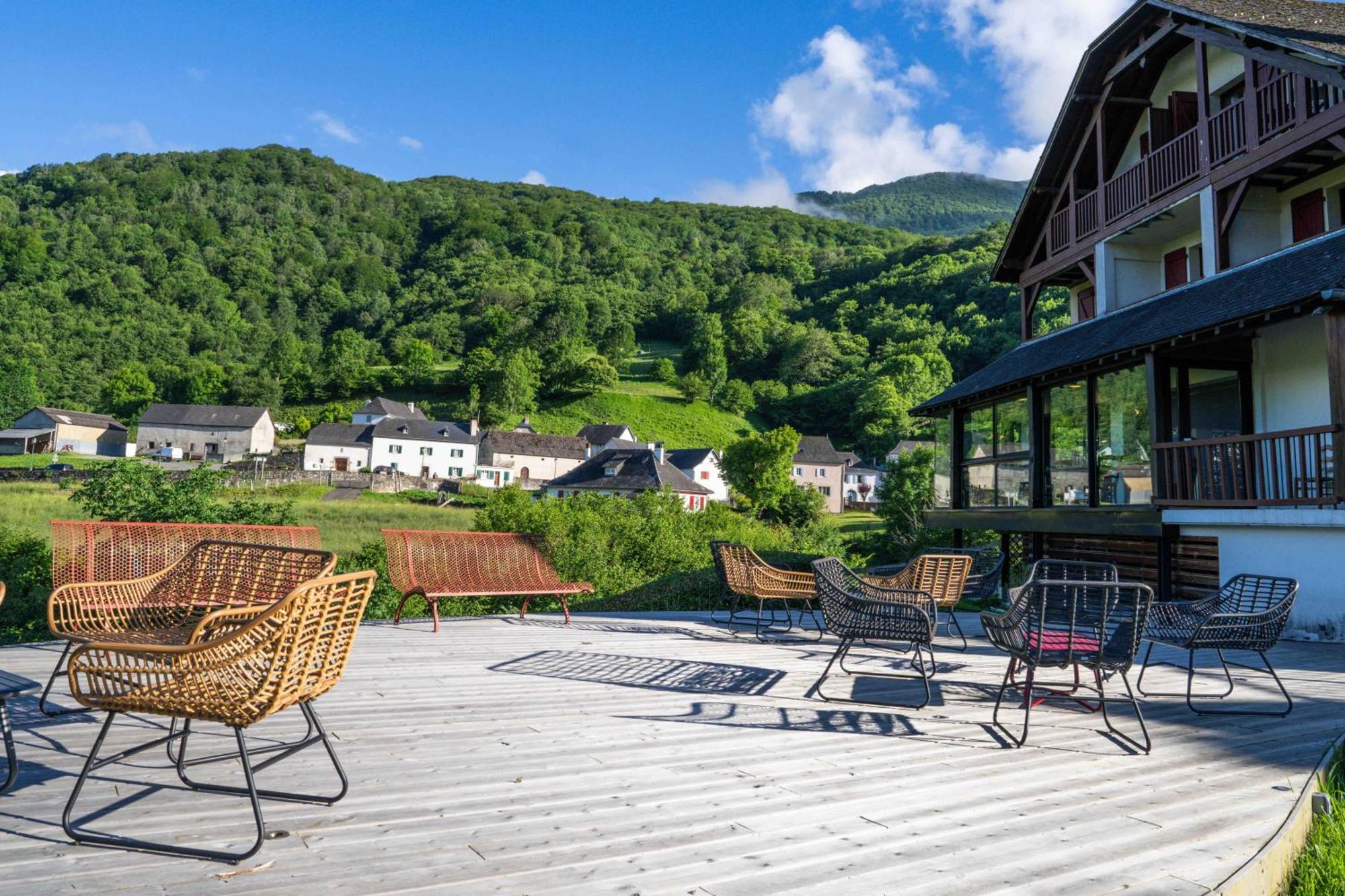 Logis Hôtel Etchemaïté Larrau Exterior foto